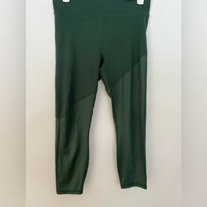 Green Fabletics High Waisted Capri Leggings